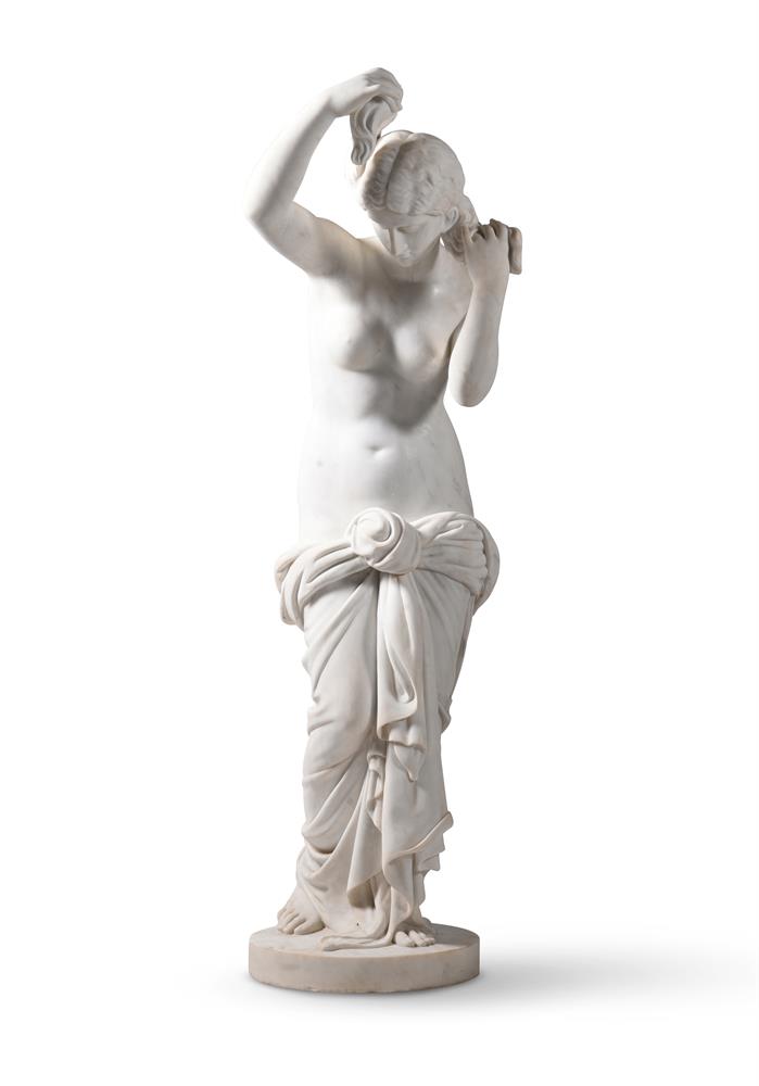 AN ITALIAN WHITE MARBLE FIGURE OF APHRODITE (VENUS) ANADYOMENE, LATE 19TH OR EARLY 20TH CENTURY - Image 2 of 5