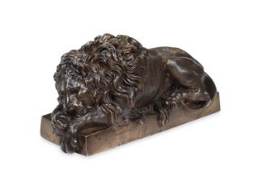 AFTER CANOVA, AN ITALIAN BRONZE LION, 19TH CENTURY