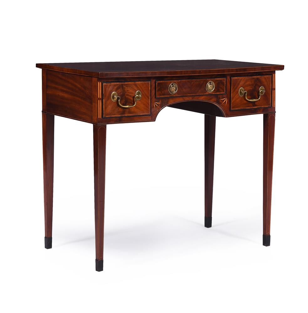 Y A GEORGE III MAHOGANY, ROSEWOOD CROSSBANDED AND INLAID DRESSING TABLE, CIRCA 1790 - Image 2 of 6