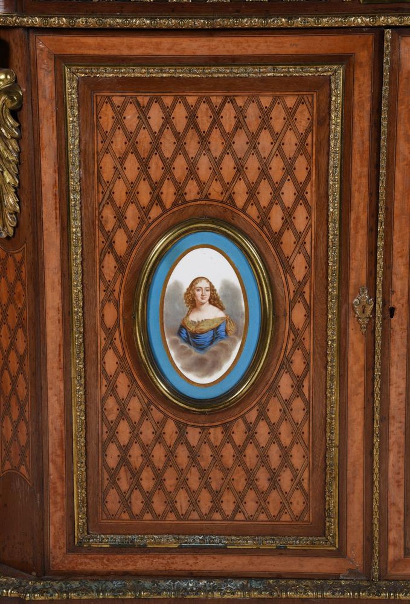 Y A VICTORIAN SATINWOOD, SPECIMEN CROSSBANDED AND PARQUETRY DECORATED SIDE CABINET - Image 4 of 6