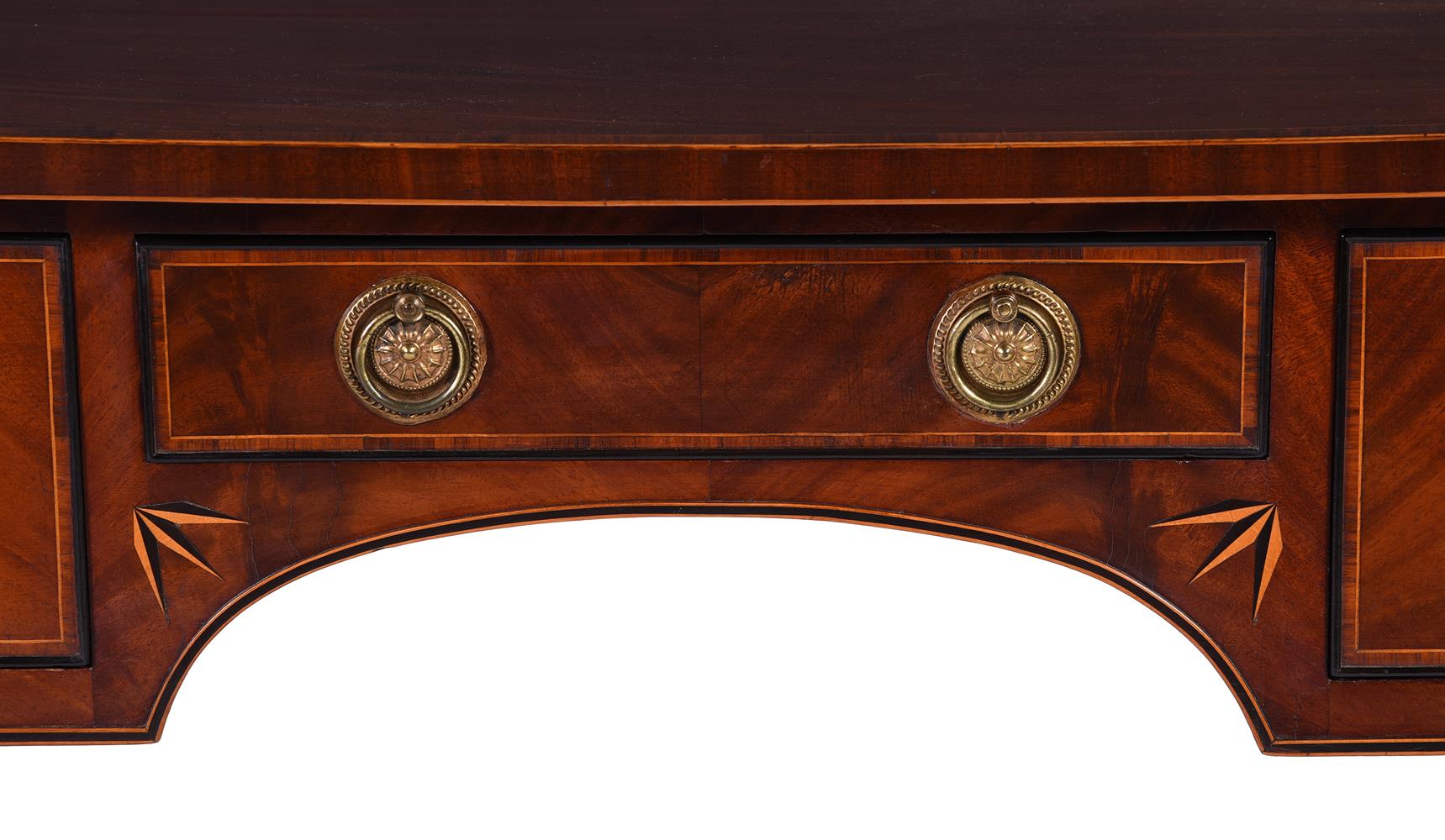 Y A GEORGE III MAHOGANY, ROSEWOOD CROSSBANDED AND INLAID DRESSING TABLE, CIRCA 1790 - Image 4 of 6