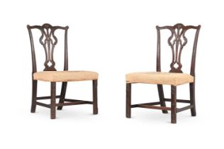 A PAIR OF GEORGE III MAHOGANY SIDE CHAIRS, IN THE MANNER OF THOMAS CHIPPENDALE, CIRCA 1760