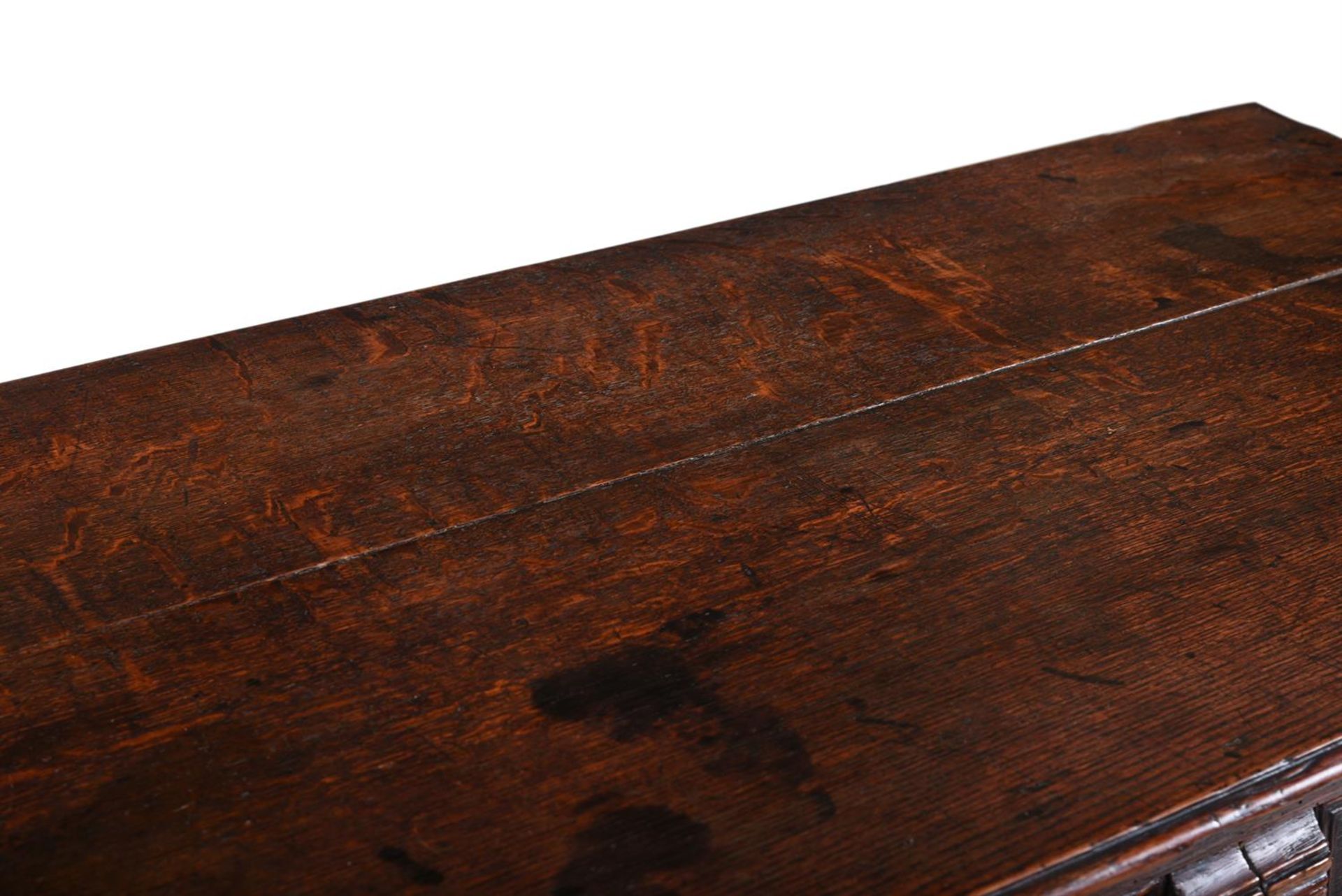 A CHARLES II OAK CHEST OF DRAWERS, CIRCA 1660 - Image 4 of 4