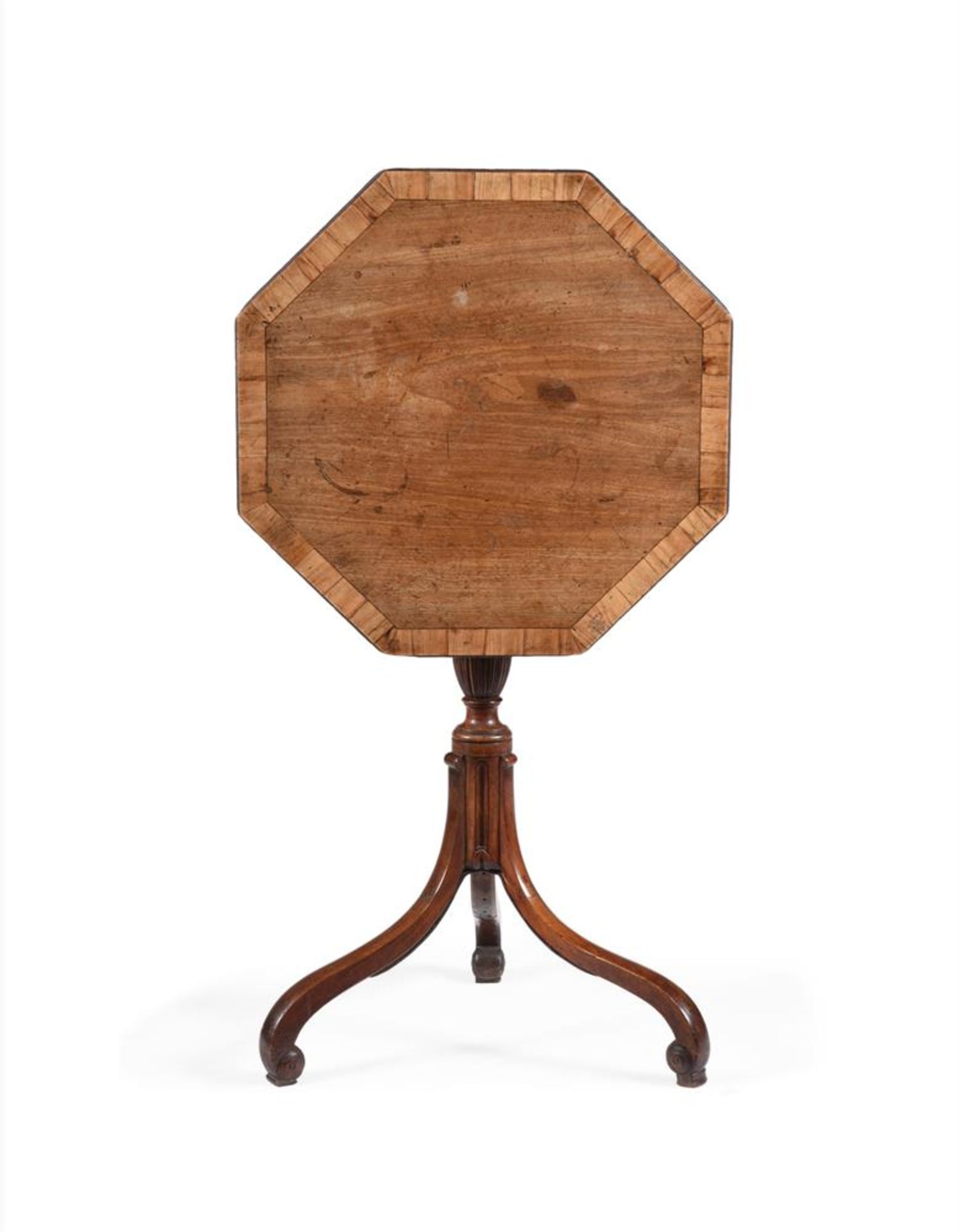A GEORGE III MAHOGANY AND CROSSBANDED TRIPOD TABLE, IN THE MANNER OF THOMAS CHIPPENDALE, CIRCA 1790 - Image 2 of 4