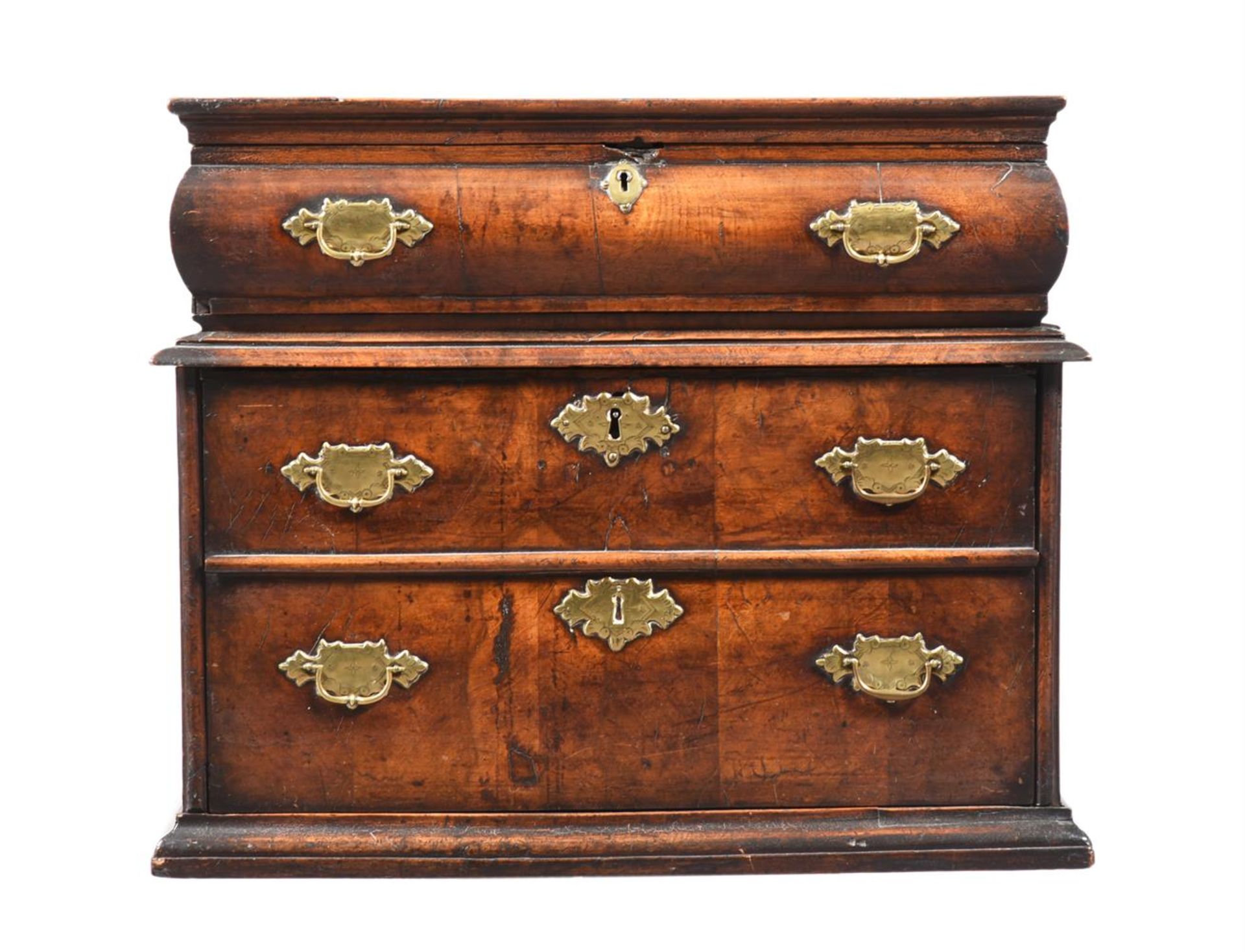 AN UNUSUAL SMALL QUEEN ANNE WALNUT CHEST OF DRAWERS, CIRCA 1710