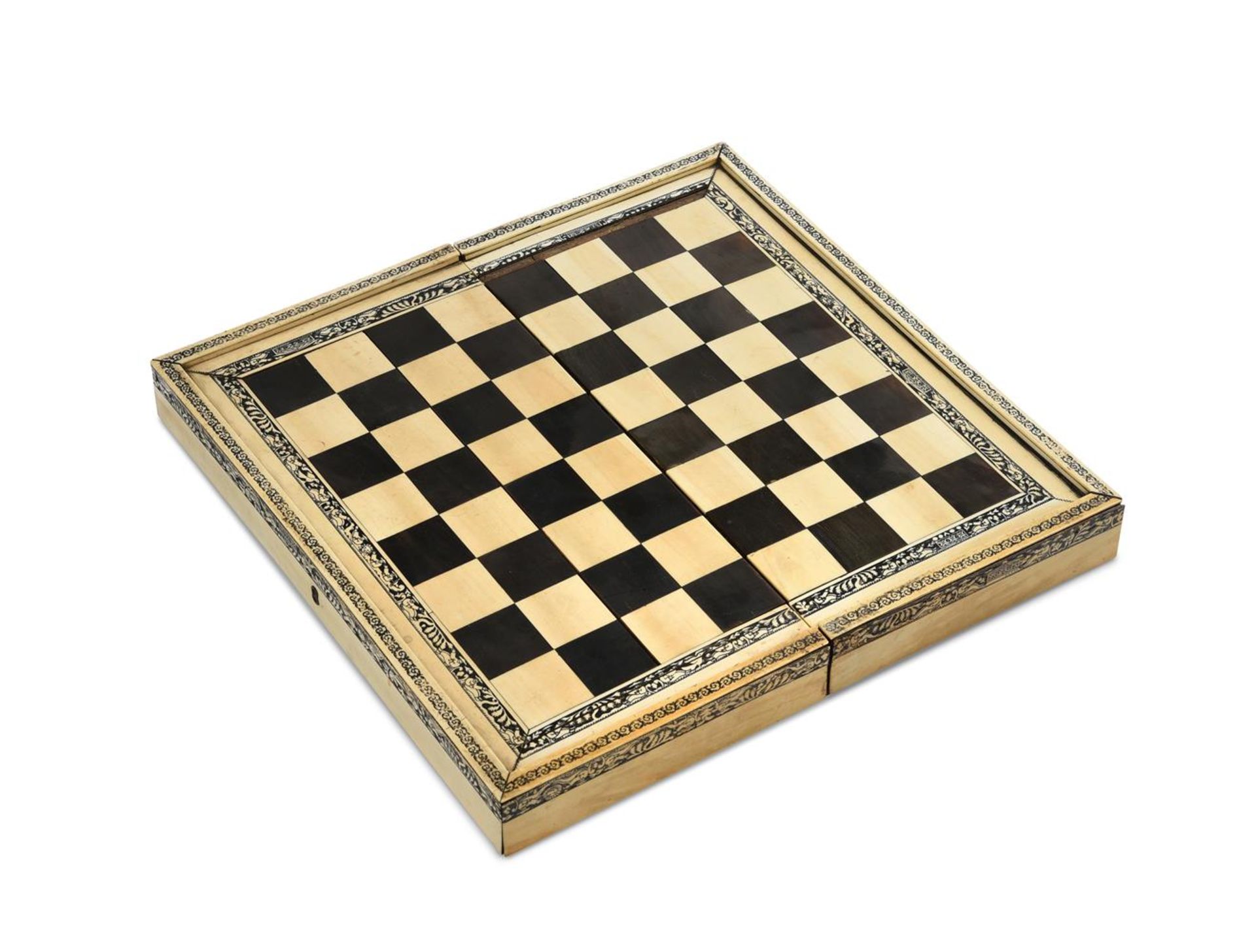 Y AN ANGLO-INDIAN PENWORK AND PARQUETRY IVORY GAMES BOX, VIZAGAPATAM, MID 19TH CENTURY