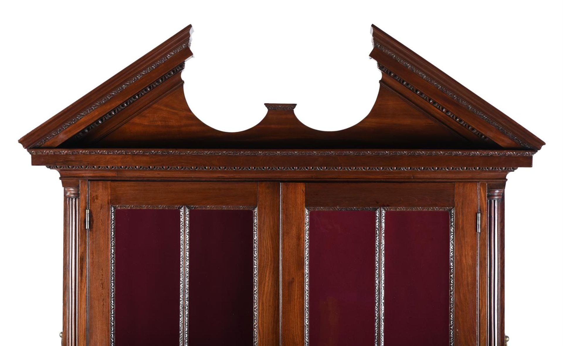 AN EARLY GEORGE III MAHOGANY BOOKCASE, IN THE MANNER OF WILLIAM HALLETT, CIRCA 1765 - Image 3 of 3