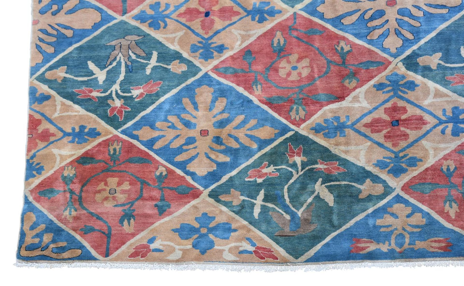 A TABRIZ CARPET, OF PETAG DESIGN, approximately 500 x 655cm - Image 2 of 3