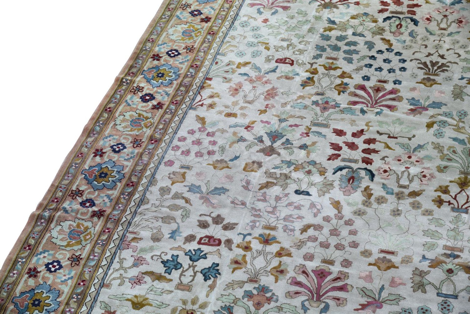 A TETEX CARPET, approximately 512 x 400cm - Image 2 of 3