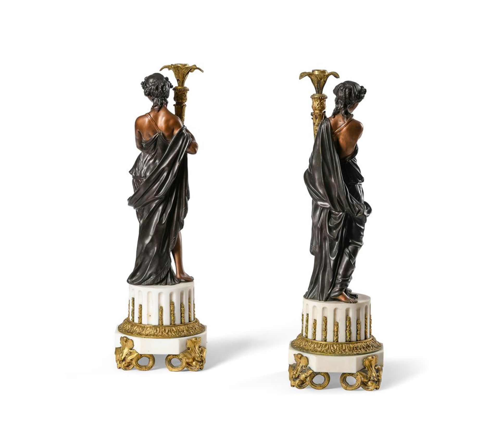 A PAIR OF ORMOLU AND PATINATED BRONZE FIGURAL CANDELABRA, FRENCH, LATE 19TH CENTURY - Bild 4 aus 4