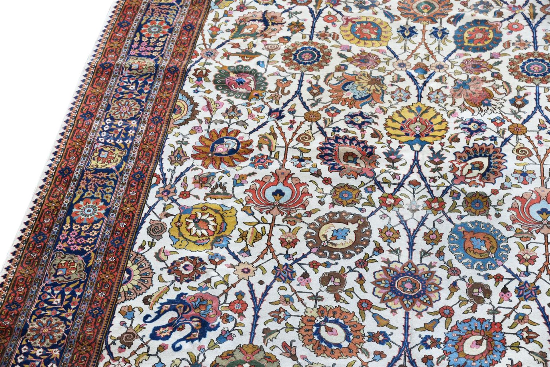 A TABRIZ CARPET approximately 430 x 310cm - Image 3 of 3