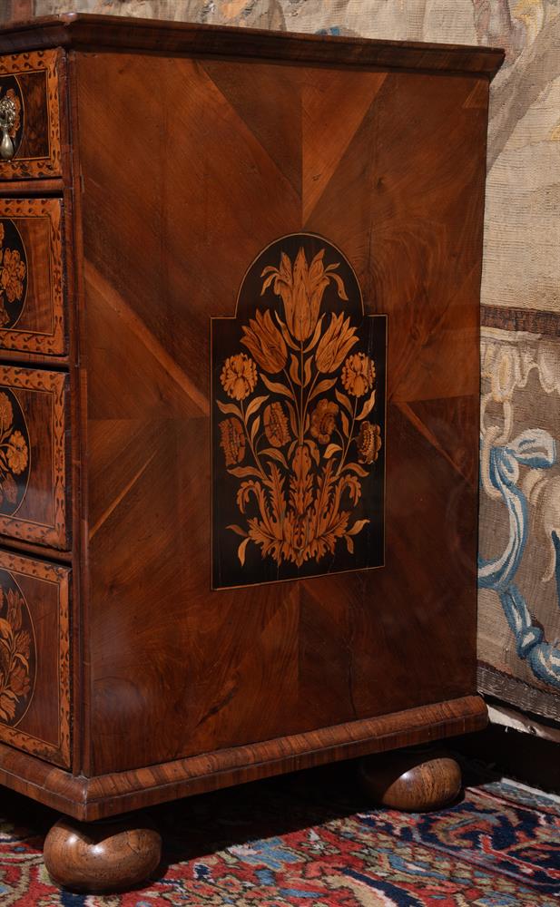 A WILLIAM & MARY WALNUT AND MARQUETRY CHEST OF DRAWERS, CIRCA 1690 - Image 4 of 6