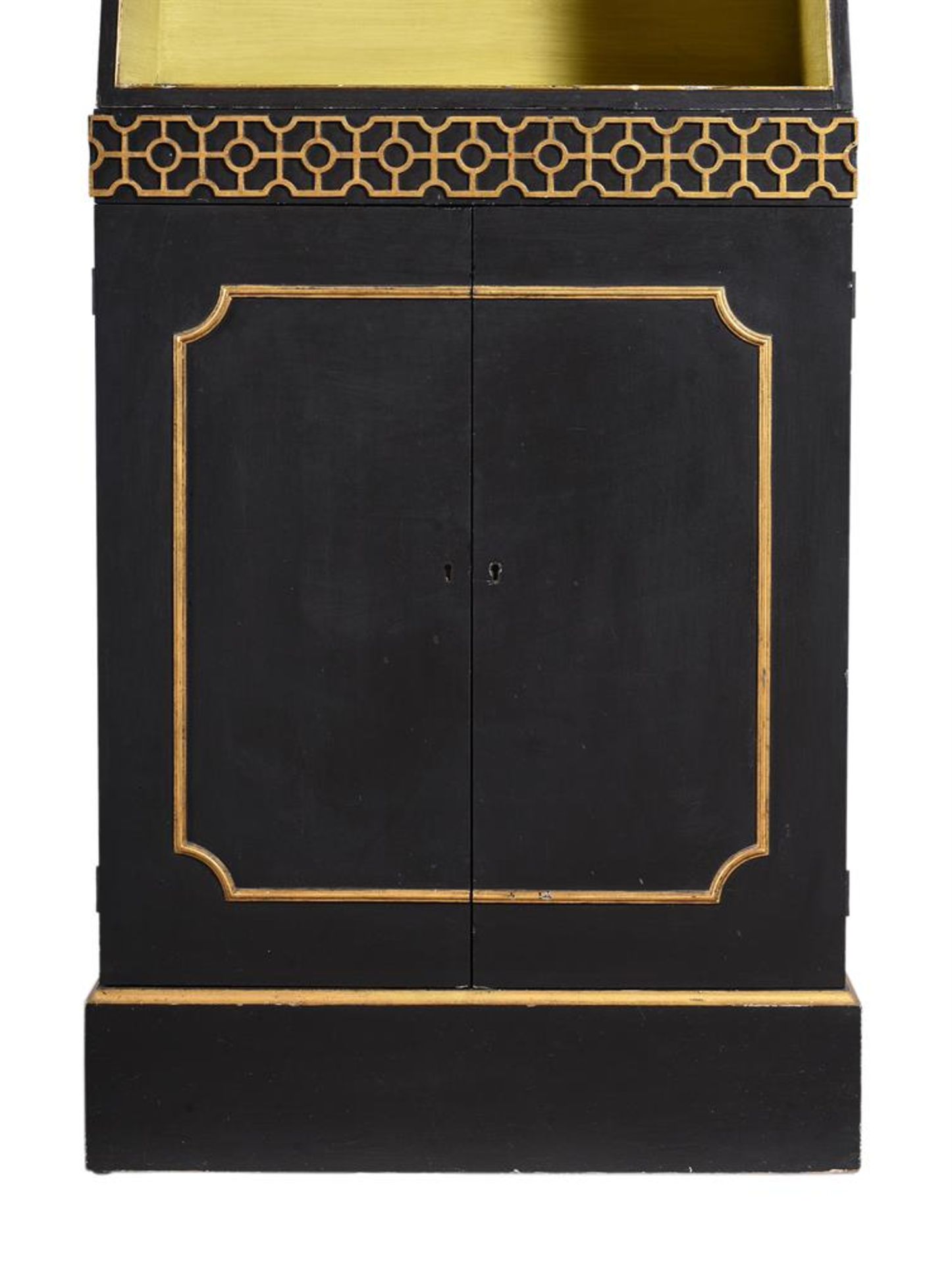 A PAIR OF EBONISED AND PARCEL GILT 'PYRAMID' OPEN BOOKCASES - Image 6 of 7