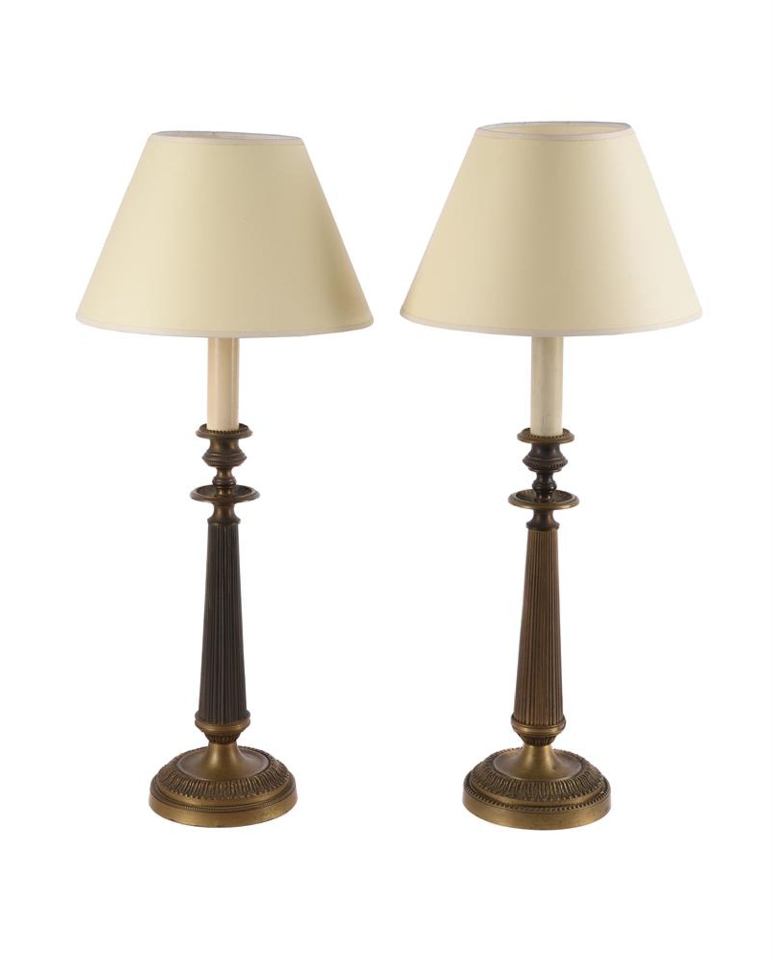 A PAIR OF PATINATED TABLE LAMPS, IN EMPIRE STYLE