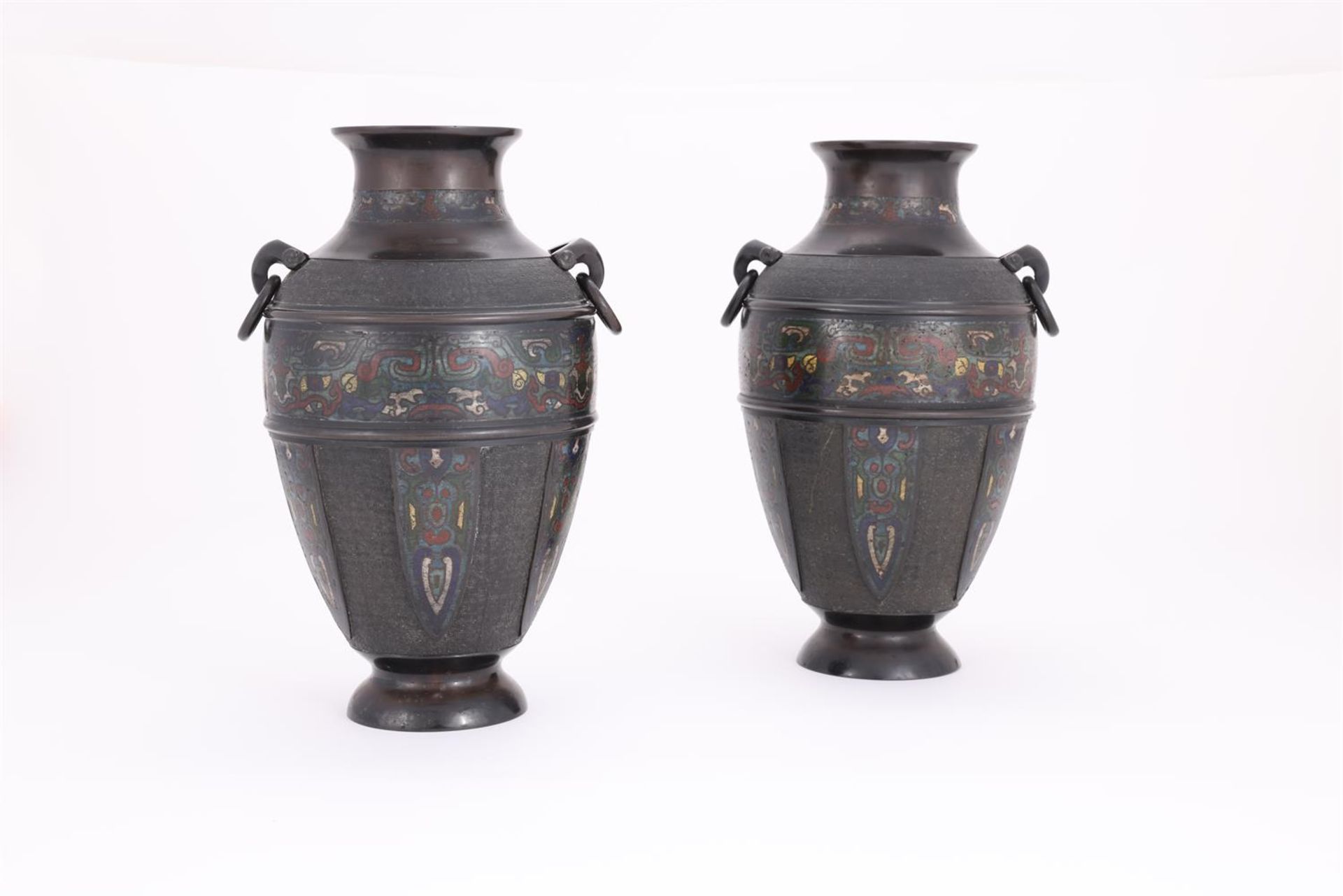 A PAIR OF CHINESE CHAMPLEVÉ VASES, LATE QING DYNASTY - Image 2 of 4