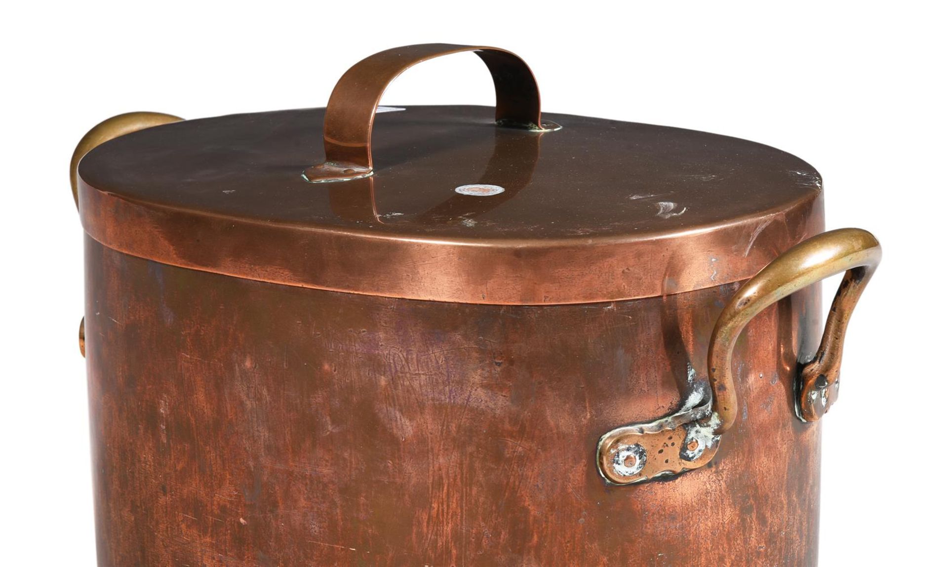 A LARGE COPPER LIDDED PAN, 19TH CENTURY - Bild 2 aus 2