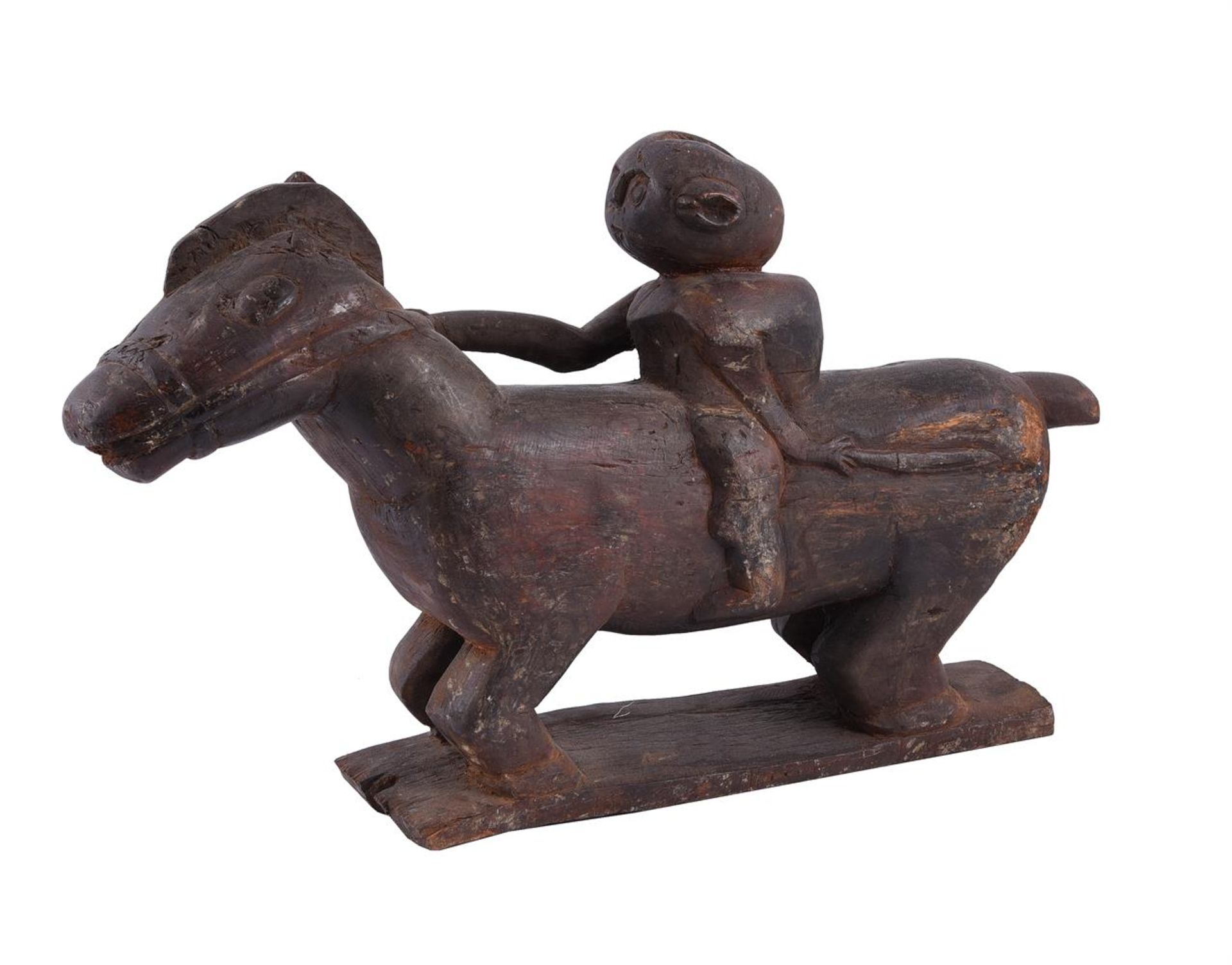 A TIMOR CARVED WOODEN FIGURE OF A HORSE AND RIDER - Image 2 of 10