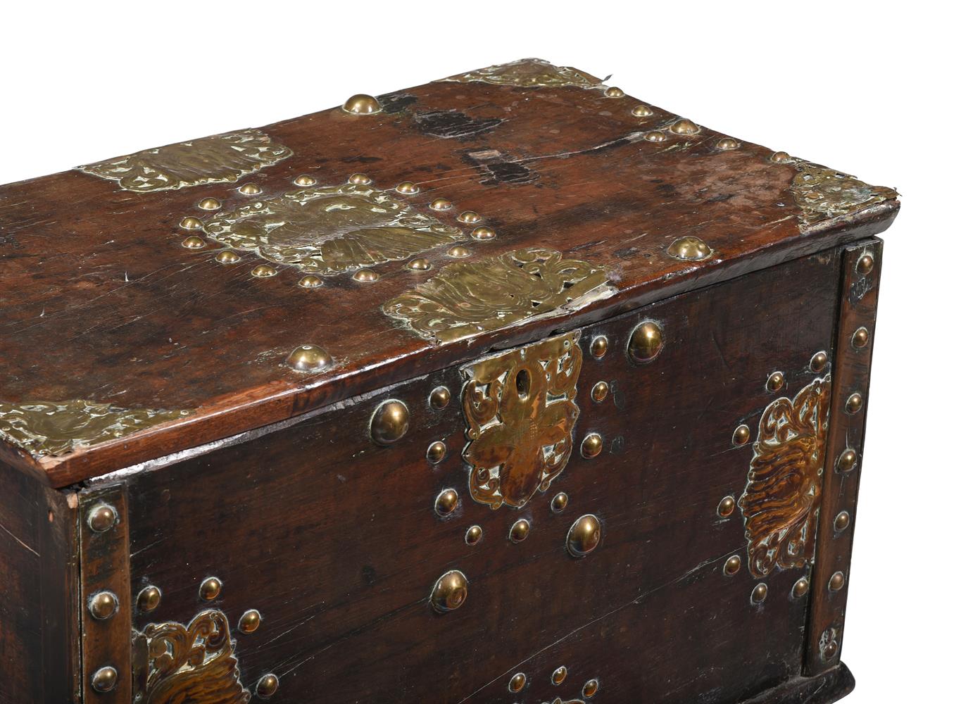 A HARDWOOD AND GILT METAL MOUNTED TRUNK OF ZANZIBAR TYPE - Image 2 of 2