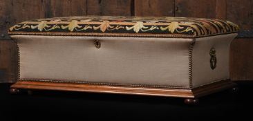Y A VICTORIAN ROSEWOOD AND UPHOLSTERED OTTOMAN