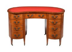 Y AN EDWARDIAN KINGWOOD KIDNEY-SHAPED DESK EARLY 20TH CENTURY