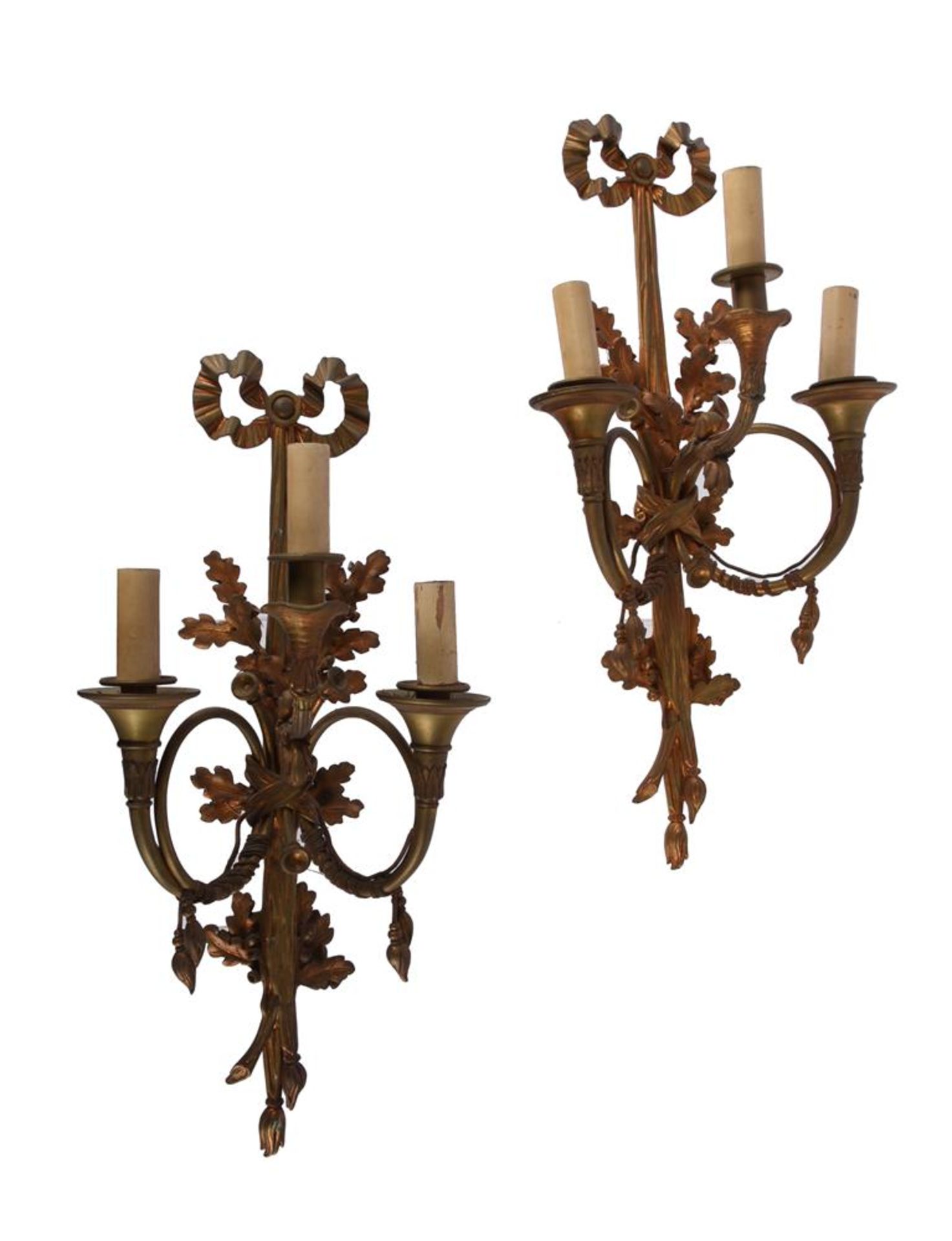 A PAIR OF GILT METAL WALL APPLIQUES IN 18TH CENTURY STYLE