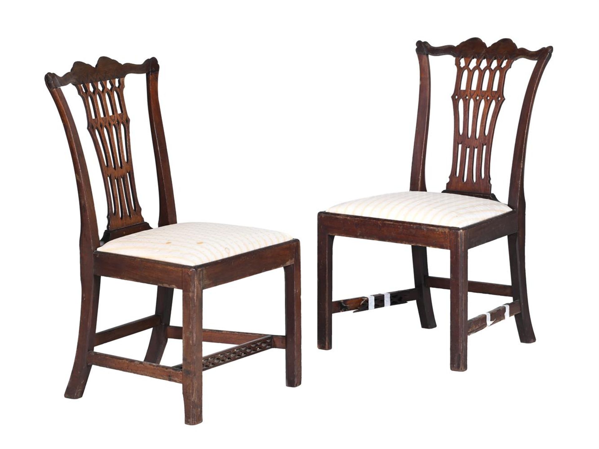 A PAIR OF GEORGE III MAHOGANY SIDE CHAIRS