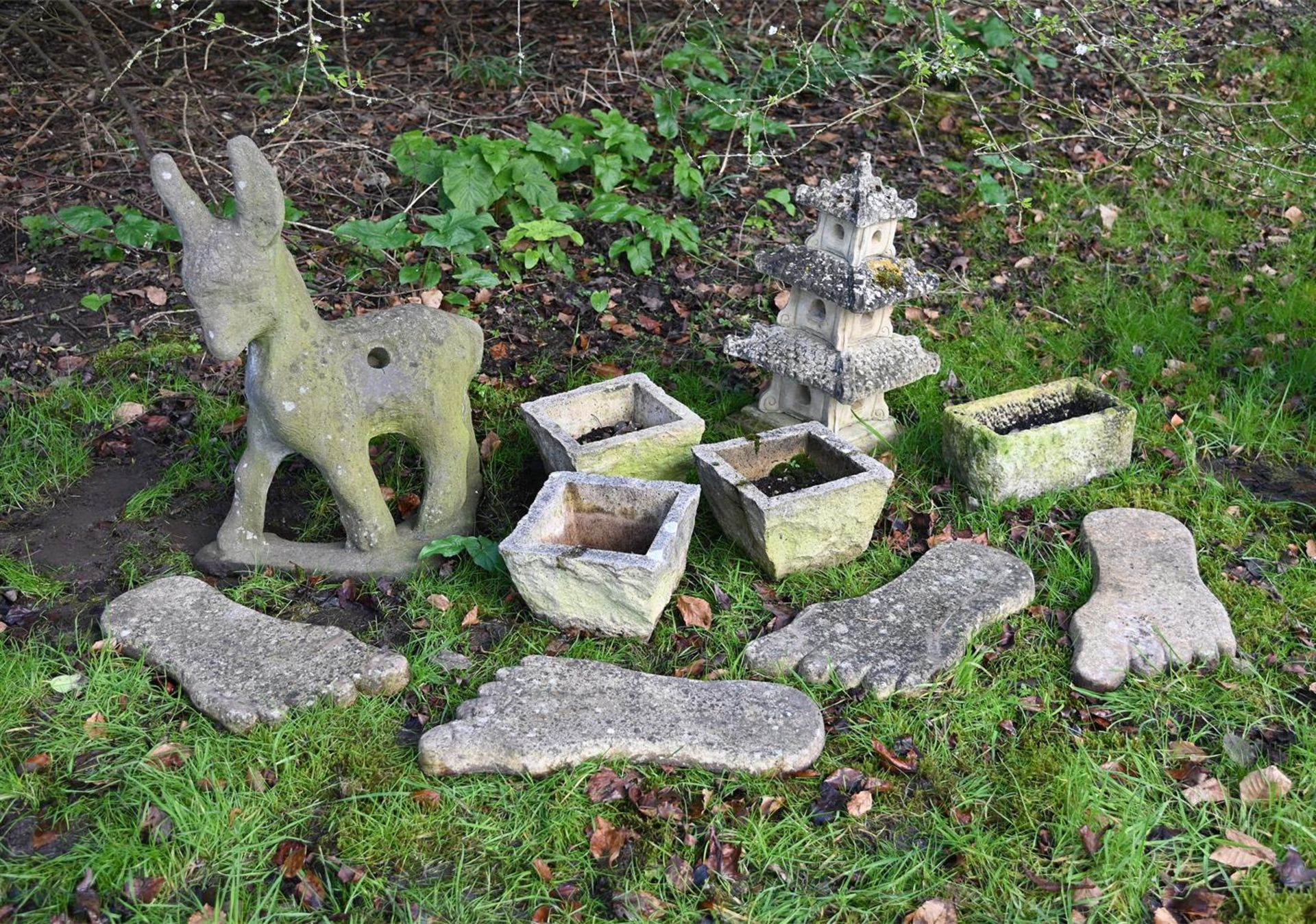 A GROUP OF VARIOUS STONE COMPOSITION GARDEN ORNAMENT