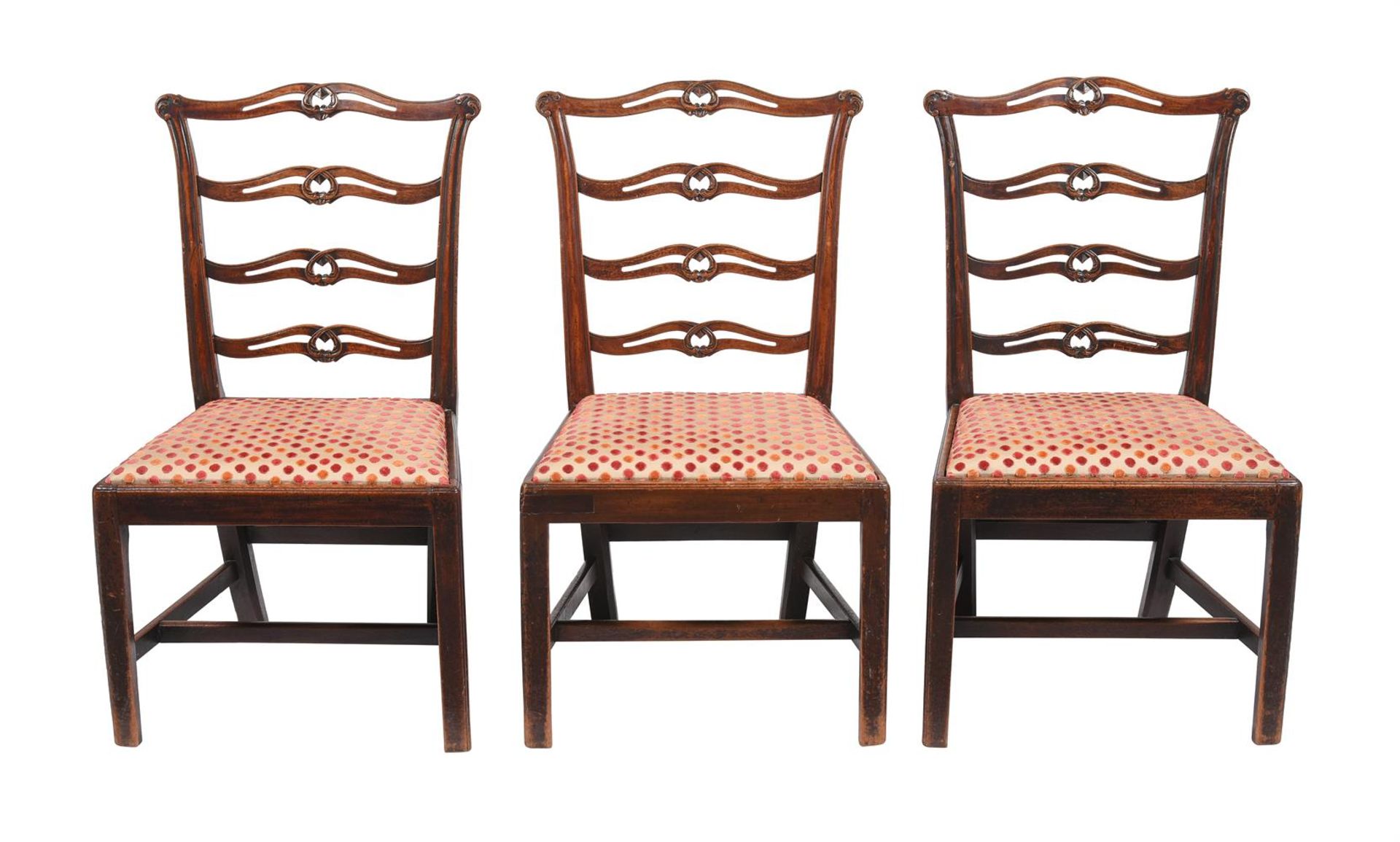 A SET OF SIX GEORGE III CARVED MAHOGANY LADDER BACK DINING CHAIRS, CIRCA 1790 - Image 3 of 3