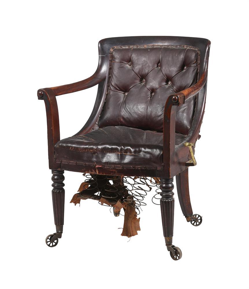 A GEORGE IV MAHOGANY AND LEATHER UPHOLSTERED LIBRARY ARMCHAIR, CIRCA 1830