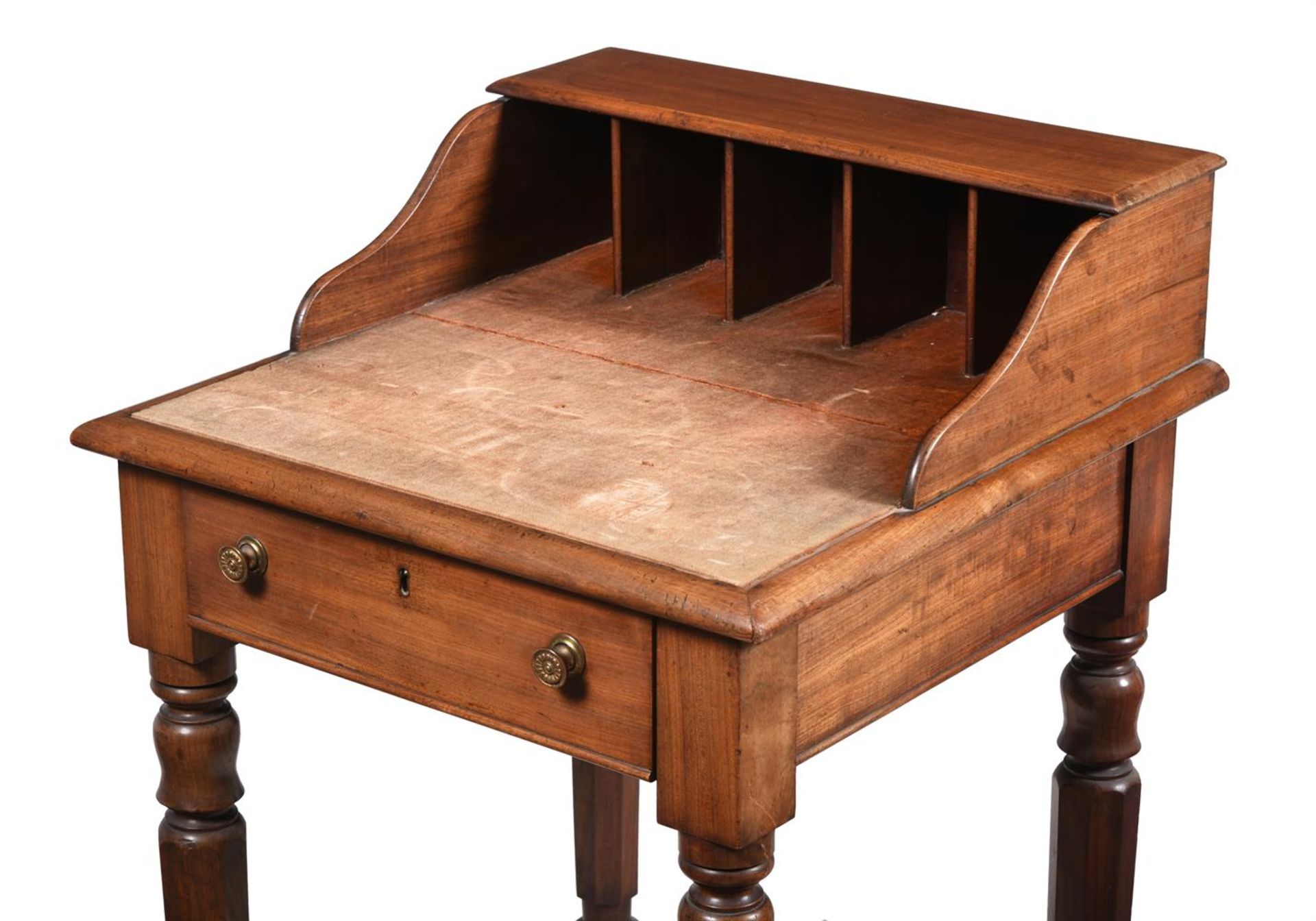 A VICTORIAN MAHOGANY WRITING TABLE, LATE 19TH CENTURY - Bild 2 aus 2