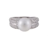 A SOUTH SEA CULTURED PEARL AND DIAMOND RING