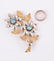 A ZIRCON BI-COLOUR FLORAL SPRAY BROOCH