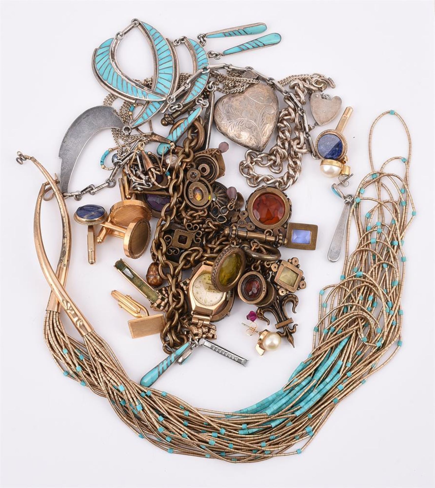 A COLLECTION OF VARIOUS JEWELLERY AND COSTUME JEWELLERY