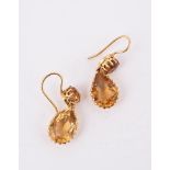 A PAIR OF LATE VICTORIAN CITRINE EARRINGS, CIRCA 1890