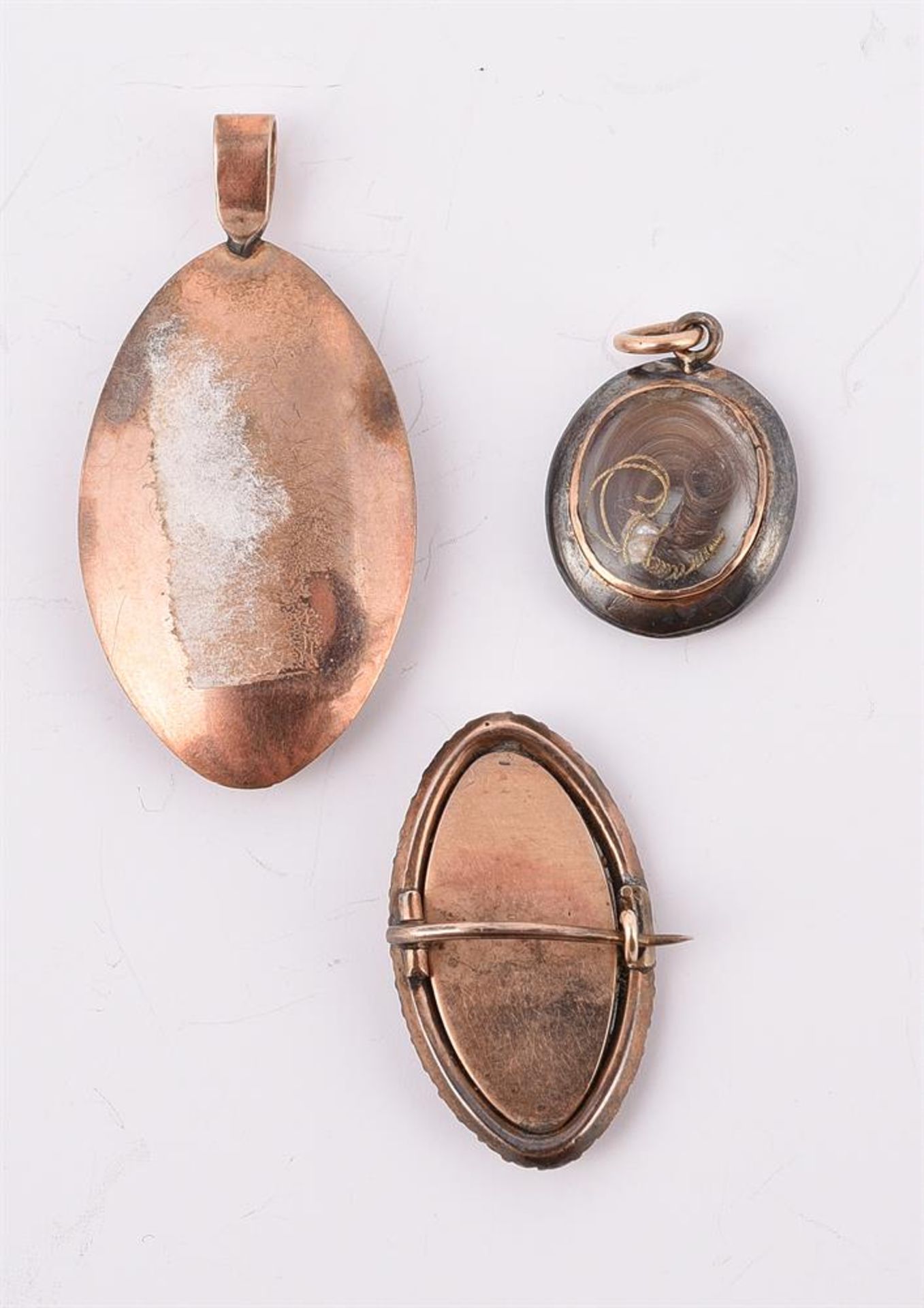 TWO ANTIQUE LOCKET PENDANTS AND A BROOCH - Image 2 of 2