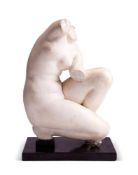 AFTER THE ANTIQUE, A GRAND TOUR WHITE MARBLE FRAGMENT OF THE CROUCHING VENUS, EARLY/MID 19TH CENTURY