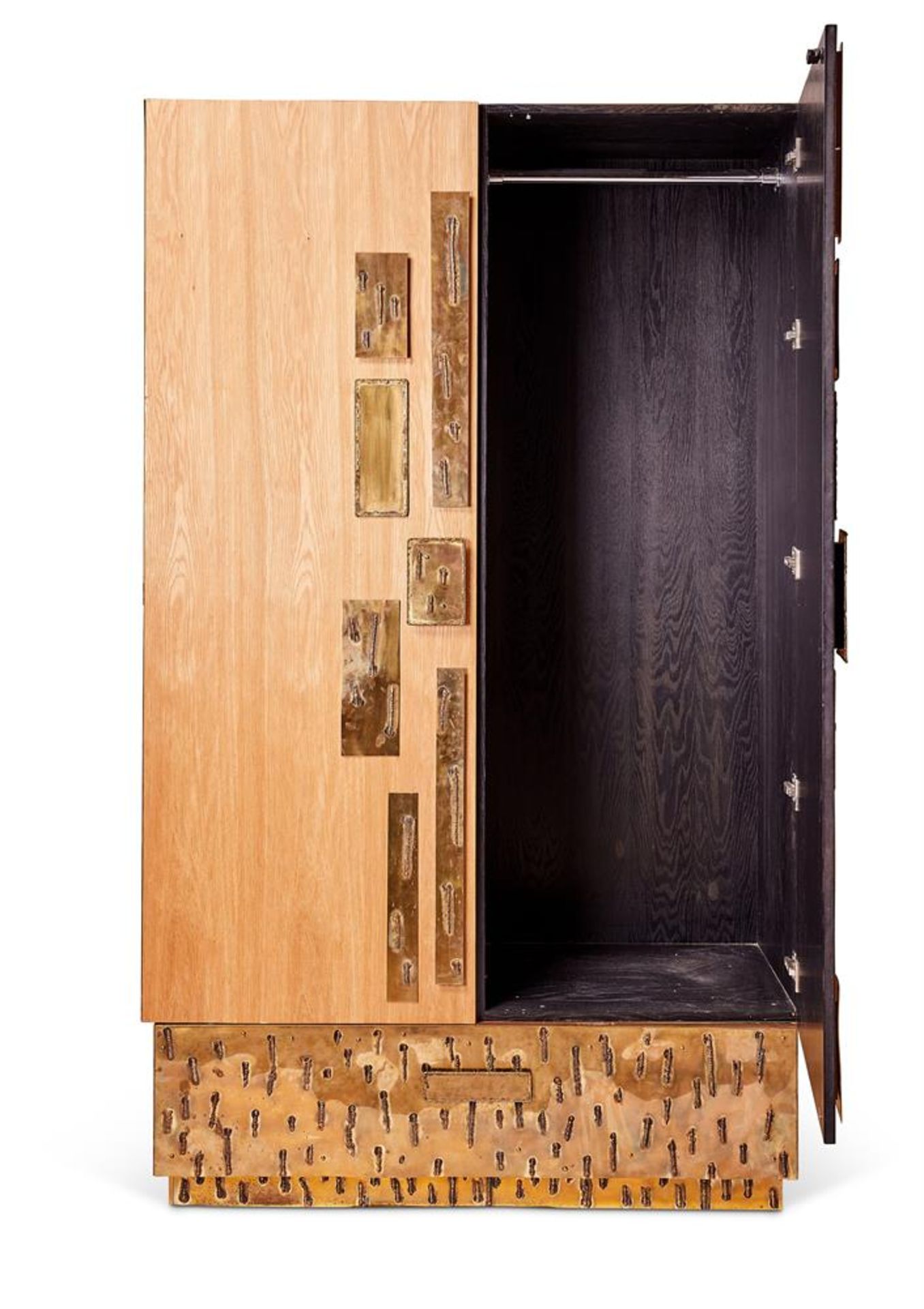 A CERUSED OAK AND BRASS MOUNTED CUPBOARD OR WARDROBE, IN THE BRUTALIST TASTE, 2018 - Bild 2 aus 2