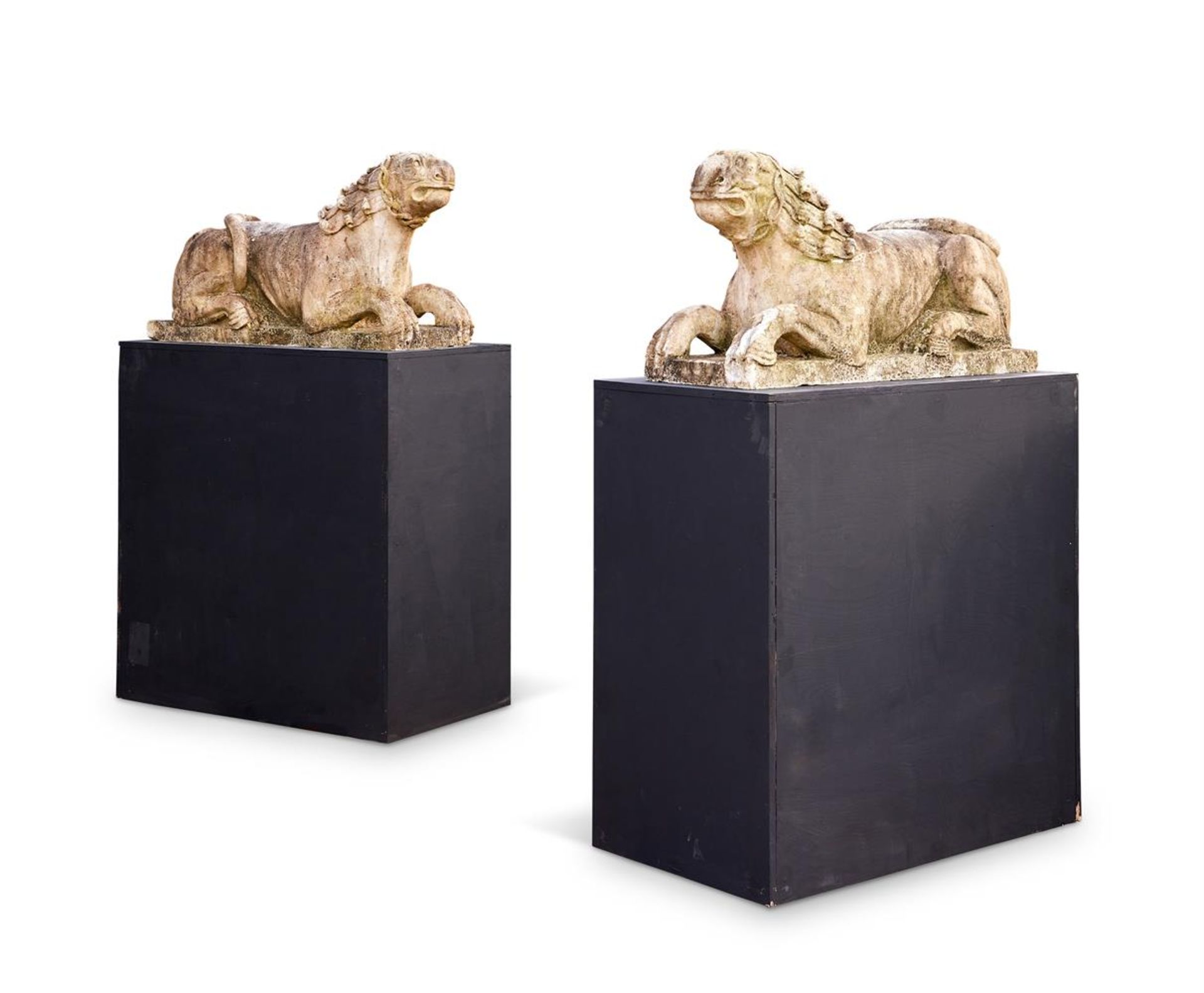 A PAIR OF ITALIAN WHITE MARBLE LIONS IN THE RENAISSANCE STYLE, 18TH CENTURY