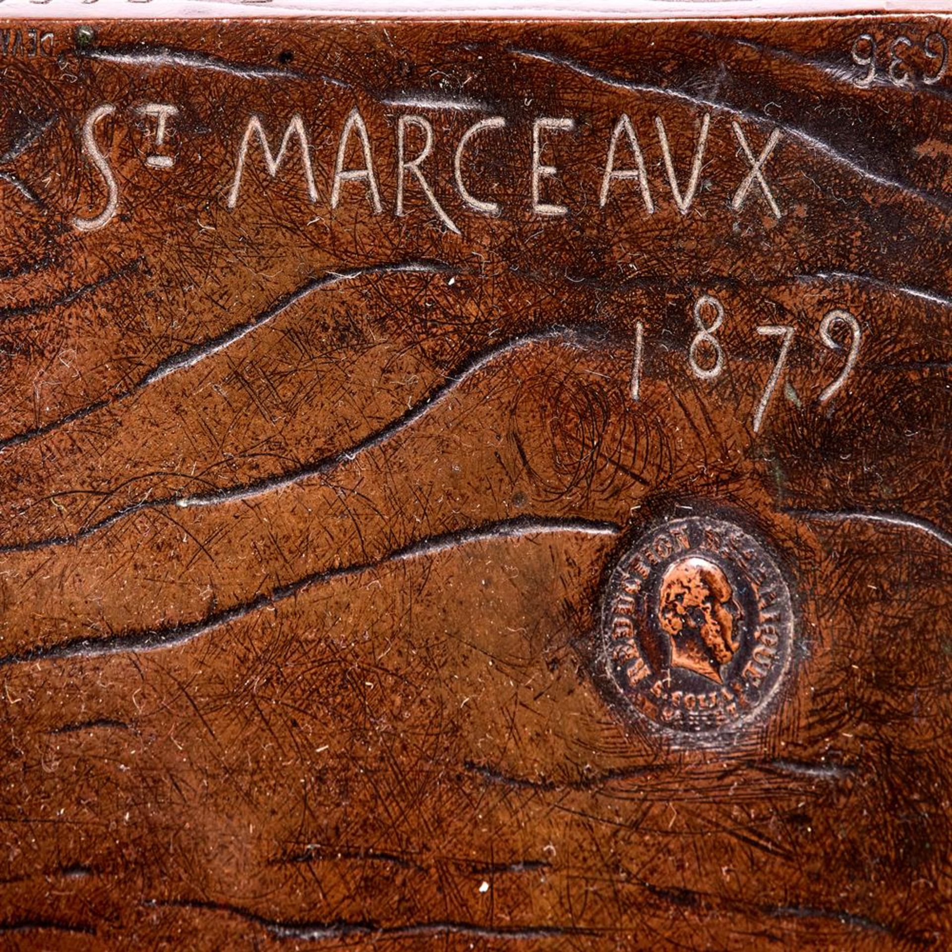 RENÉ DE SAINT-MARCEAUX (1845-1915), A LARGE BRONZE FIGURE OF A HARLEQUIN CAST BY BARBEDIENNE - Bild 2 aus 2