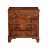 A GEORGE III MAHOGANY BACHELOR'S CHEST OF DRAWERS, LATE 18TH CENTURY