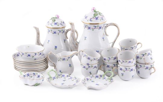 A HEREND PORCELAIN 'CORNFLOWER GARLAND' PART COFFEE SERVICE, MODERN