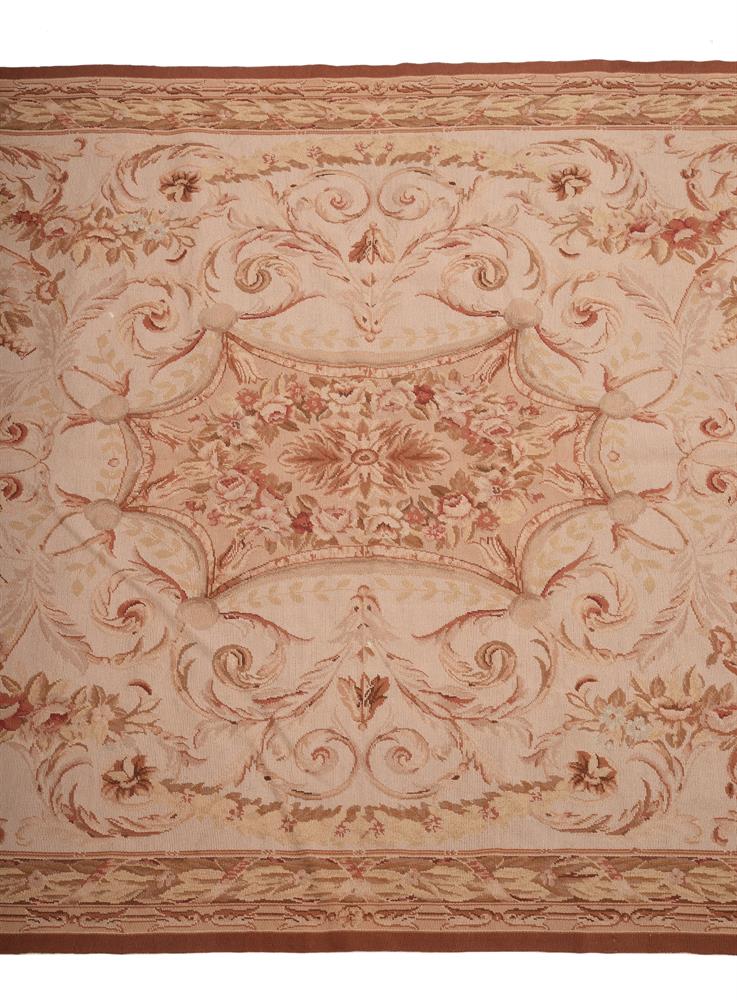 A CARPET IN AUBUSSON STYLE - Image 2 of 2