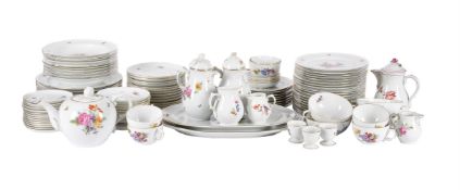 A FURSTENBERG PORCELAIN PART DINNER AND BREAKFAST SERVICE, THIRD QUARTER 20TH CENTURY