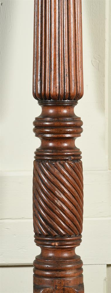A CARVED MAHOGANY FOUR POST BED - Image 2 of 4