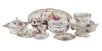 A SELECTION OF MEISSEN (OUTSIDE DECORATED) AND DRESDEN PORCELAIN LATE 19TH AND 20TH CENTURIES