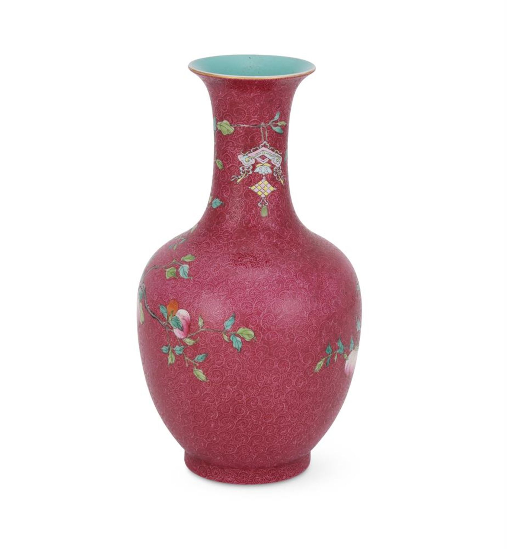 A CHINESE FAMILLE ROSE 'PEACH' VASE - Image 2 of 4