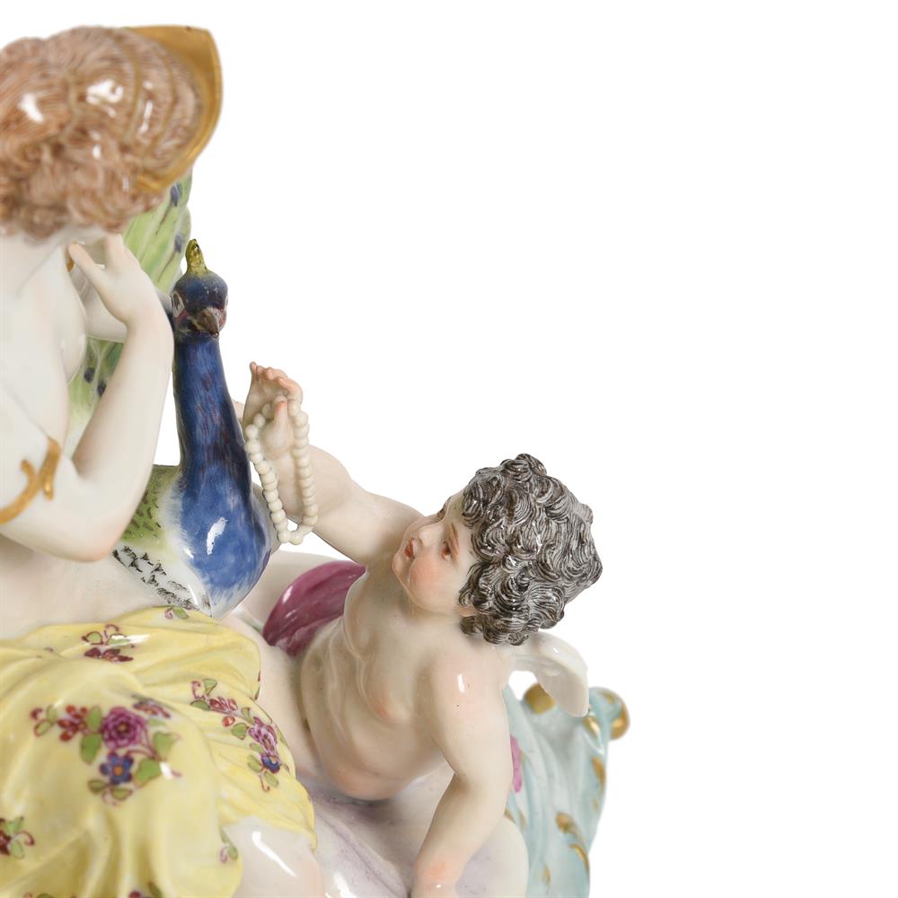 A MEISSEN PORCELAIN ALLEGORICAL GROUP 'TRIUMPH OF JUNO', LATE 19TH CENTURY - Image 3 of 4