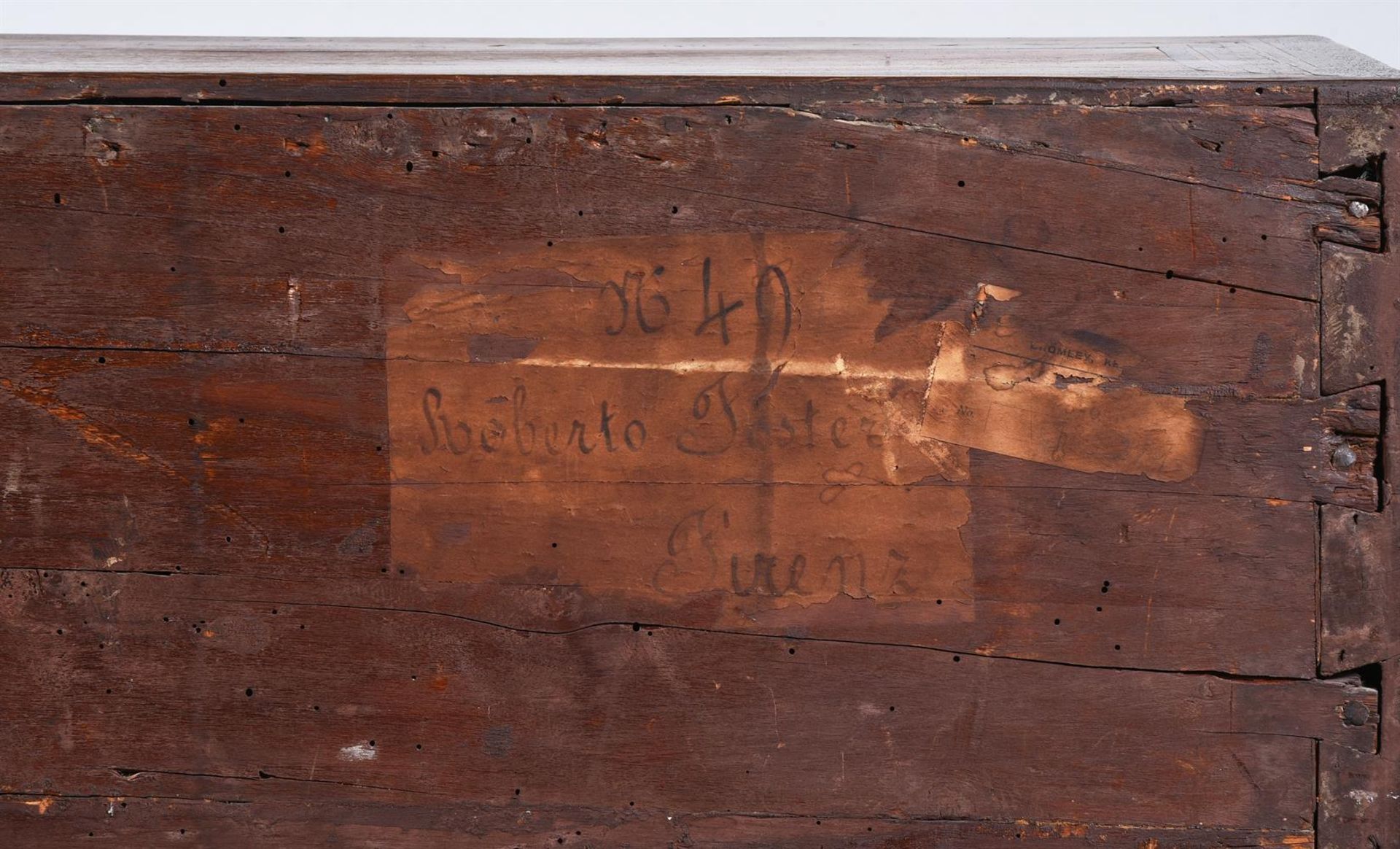 AN ITALIAN AMARANTH, SATINWOOD AND INLAID ROLL TOP DESK, LATE 18TH CENTURY - Image 3 of 3