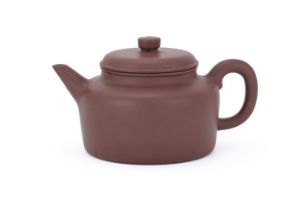 A Chinese Yixing teapot