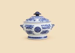 A large Chinese blue and white tureen and cover